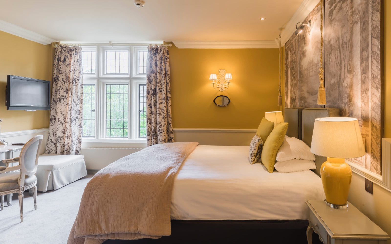 Coombe Abbey Hotel crown double room