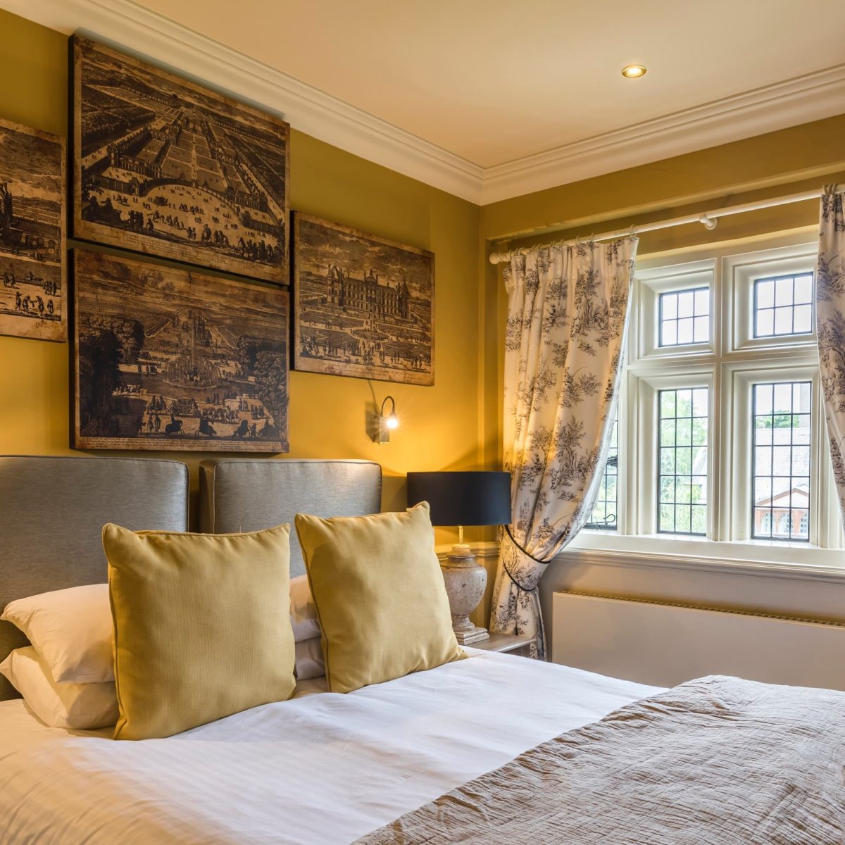 Coombe Abbey Hotel crown double room